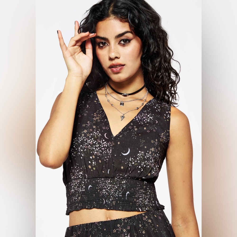 Disturbia Peaseblossom Celestial top